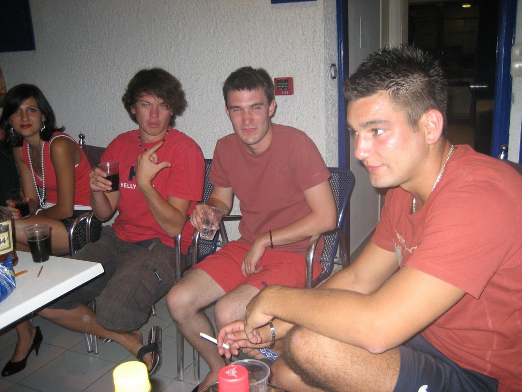 i/Kranj/Absolvent08/04-RedLoveParty/absolvent 1543.jpg